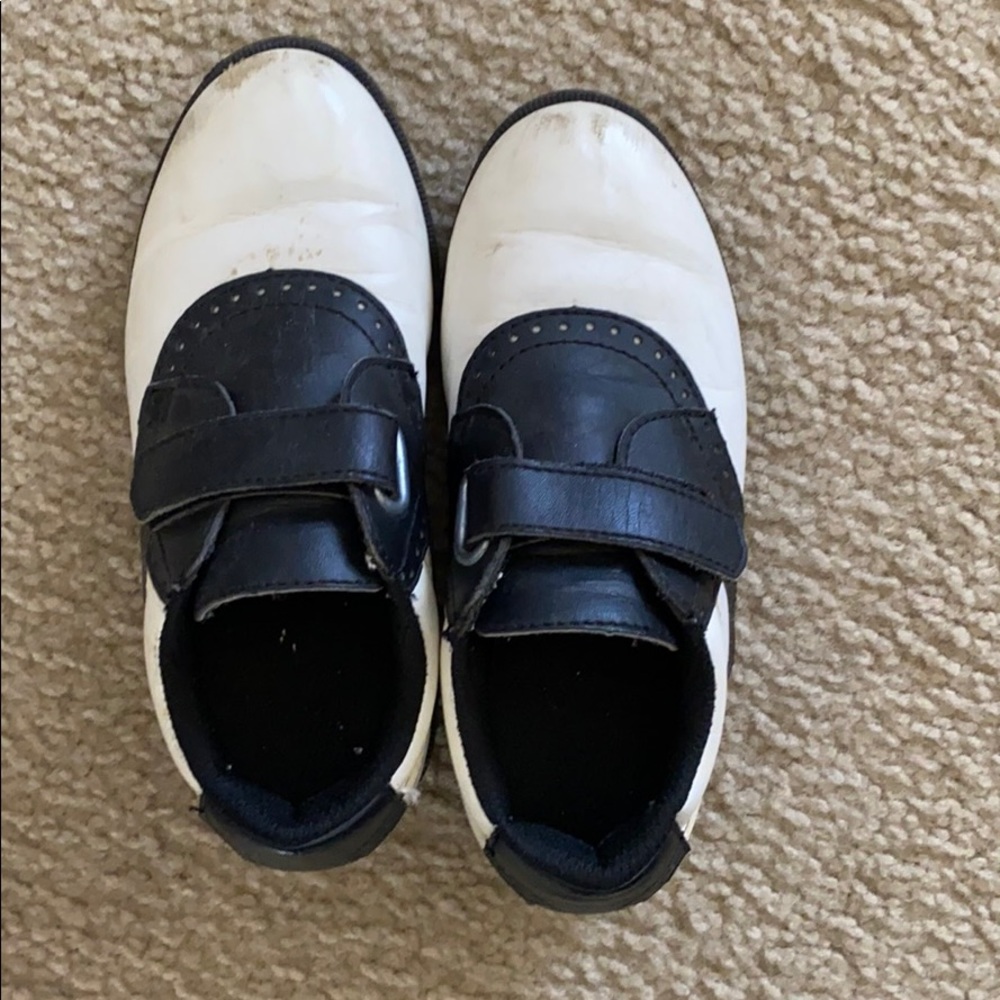 Boys golf shoes